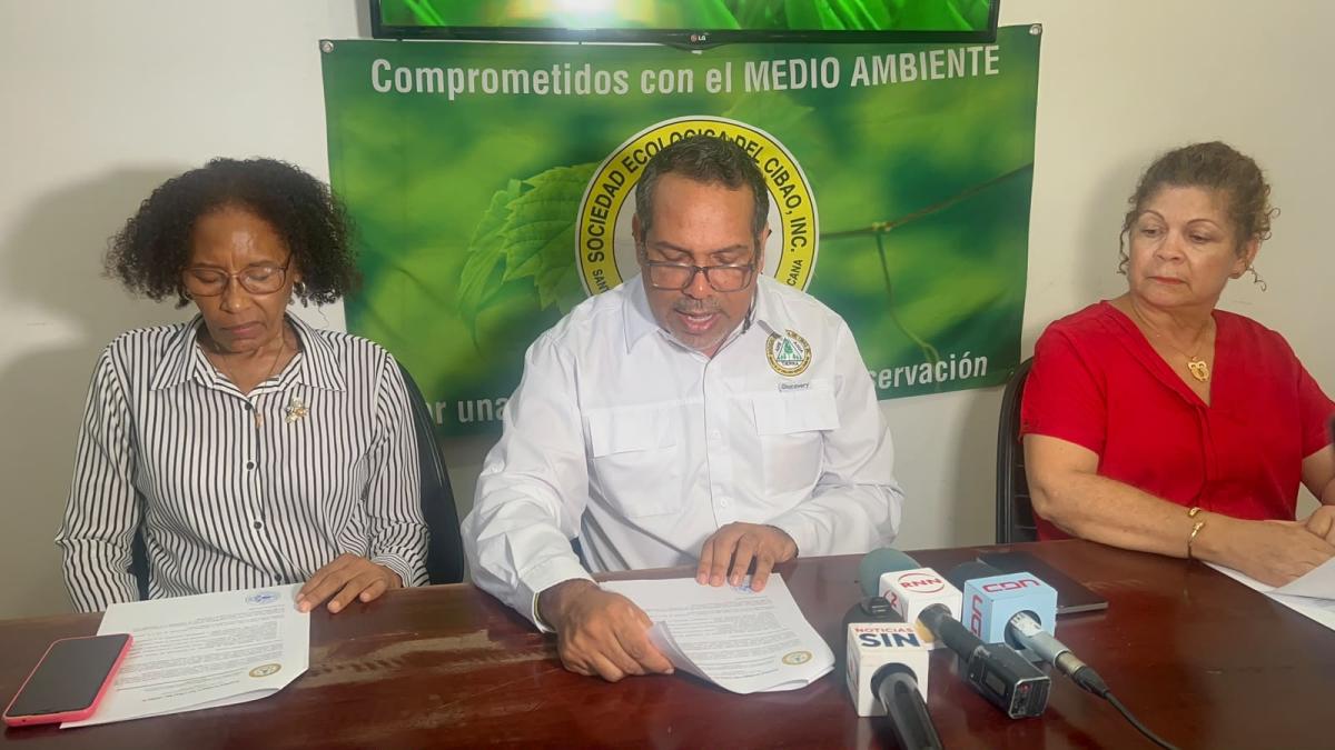 Ecologistas piden detener trabajos en arroyo de Santiago hasta verificar permisos ambientales