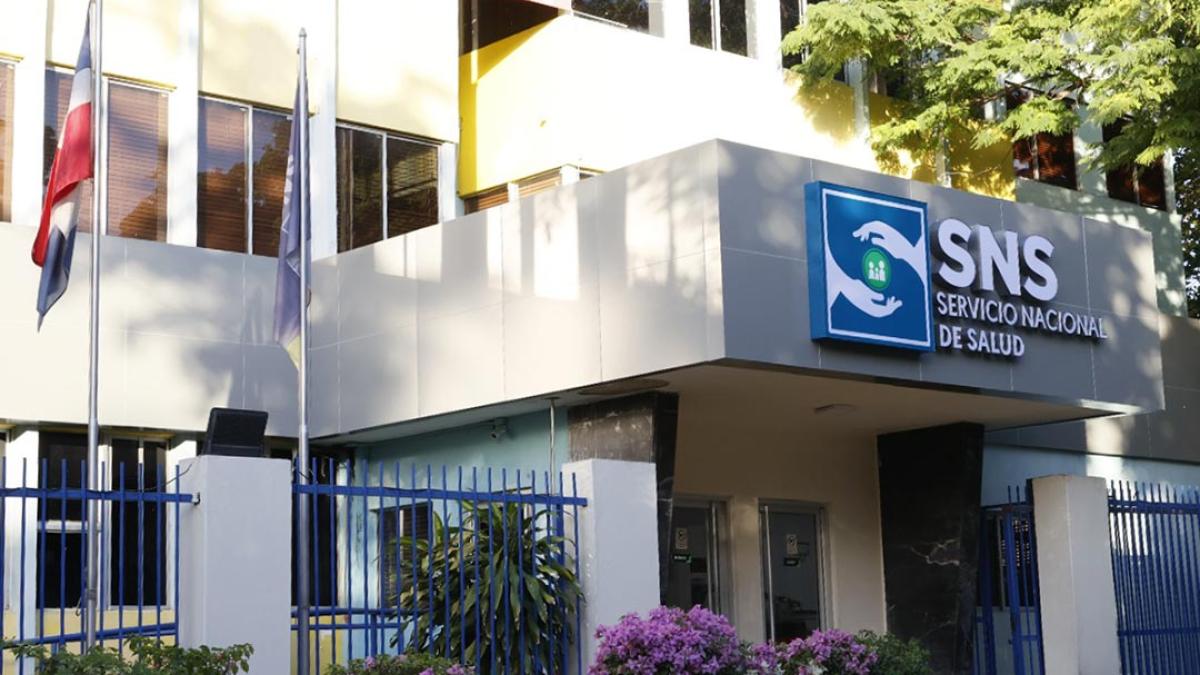Ante exigencias del CMD, SNS destaca designación de más de 20 mil médicos en seis años