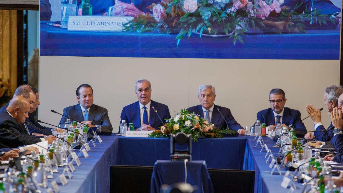 Abinader promueve en Italia el clima de inversión de RD