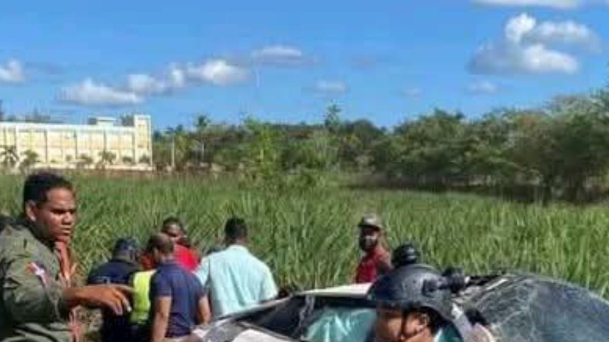 Mueren dos jóvenes en accidente de tránsito en autovía del Coral