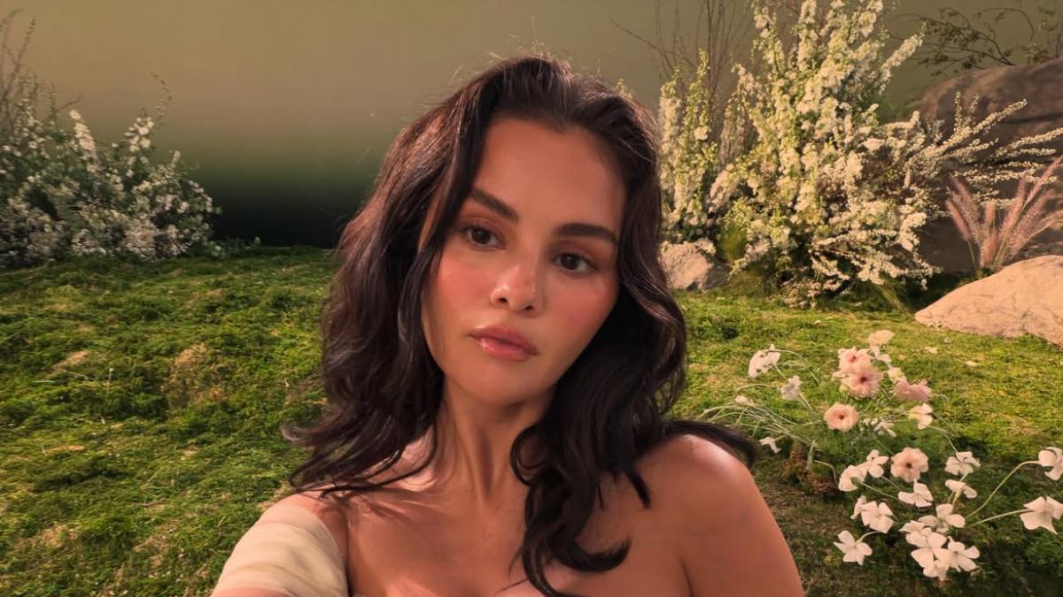 Selena Gomez asegura que vapear nicotina le cambió la voz