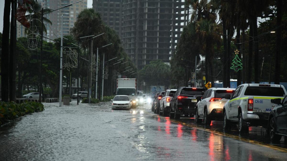 Lluvias causan estragos en Santo Domingo y región sur