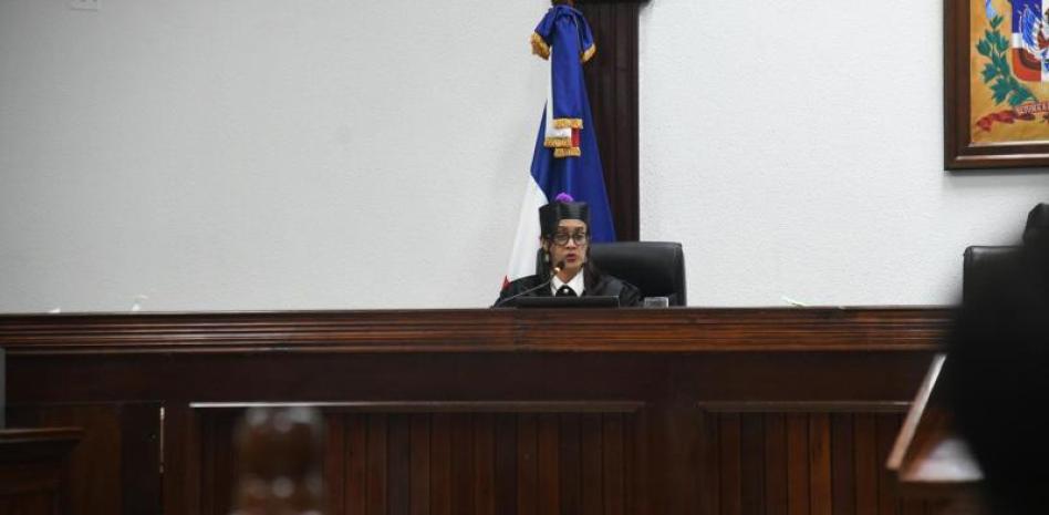 Aplazan juicio de Jean Alain por problemas de salud de Imbert Brugal; continuará este miércoles