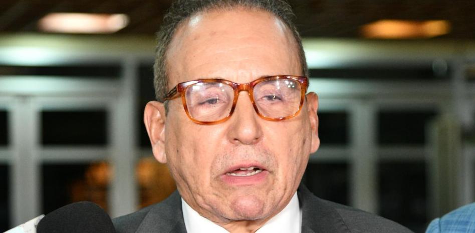 Balcácer aclara demanda contra Mirna Ortiz es personal y exige RD$25 millones para los bomberos