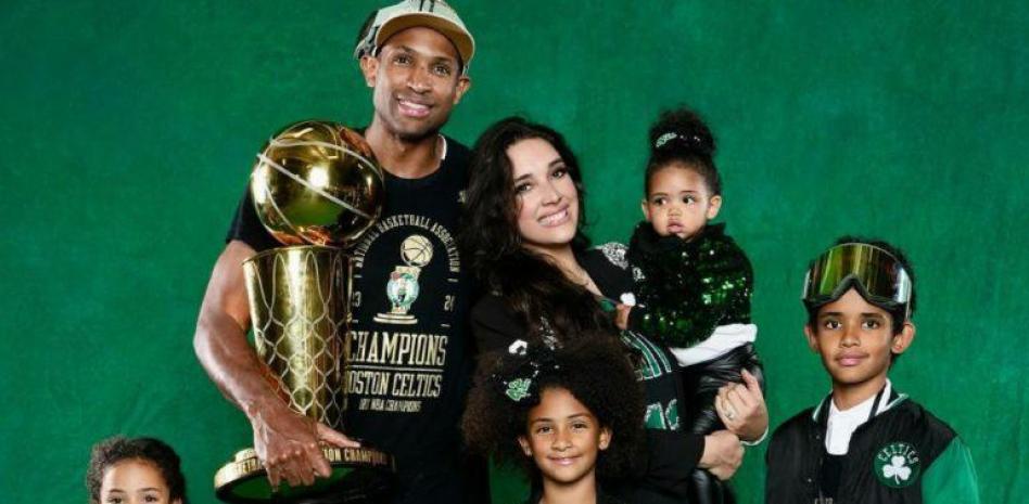 ¡El sí a la maternidad!, figuras dominicanas que agrandaron sus familias con tres o más hijos
