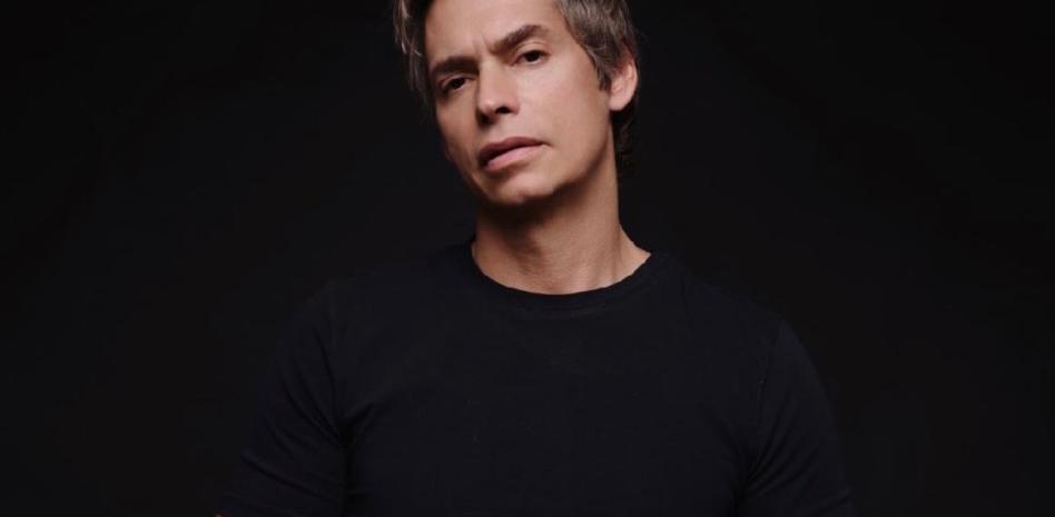 Carlos Baute desata polémica al gritar en acto: 'fuera la mona', refiriéndose a Delcy Rodríguez