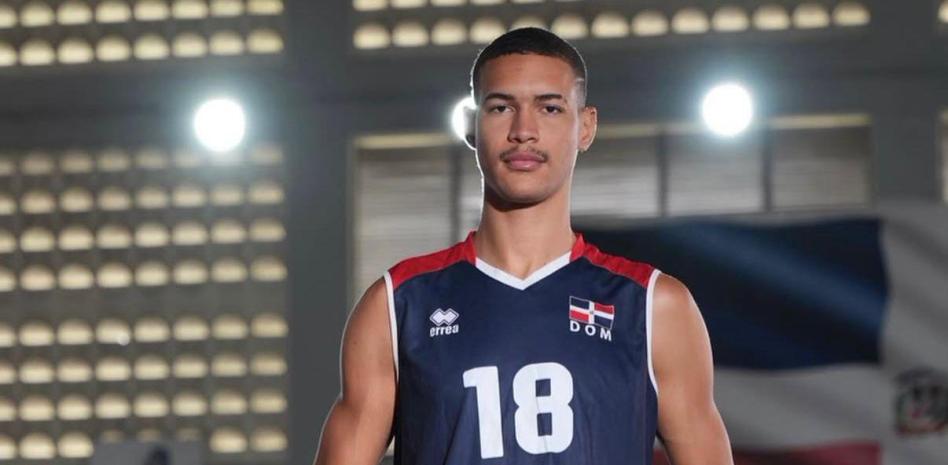 Nueva torre para el volibol dominicano: Se llama Moisés Ortiz y mide 7'2''