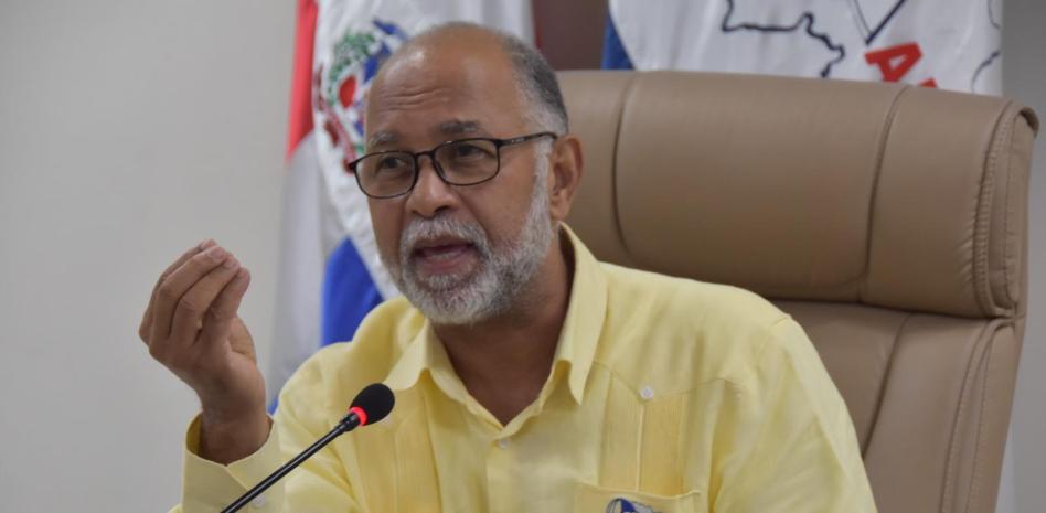 ADP llama a primera dama a velar por necesidades educativas de los estudiantes de escasos recursos
