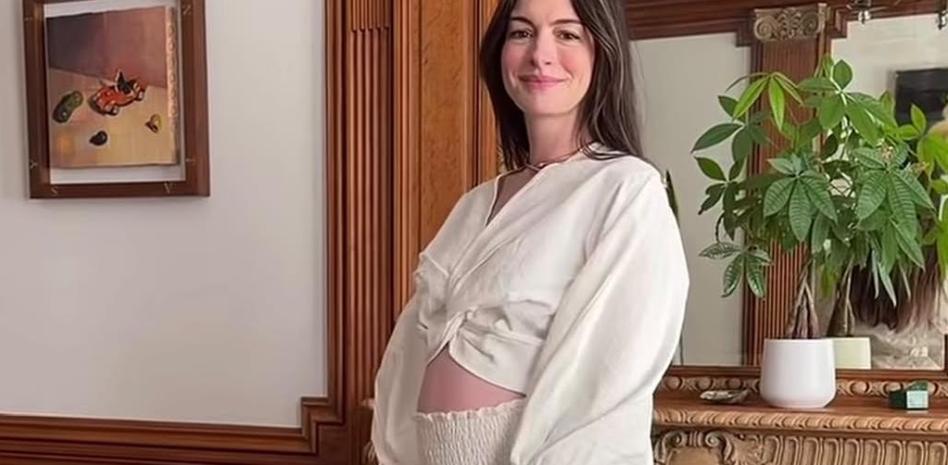 ¡Bebé en camino! Anne Hathaway anuncia está embarazada de su tercer hijo