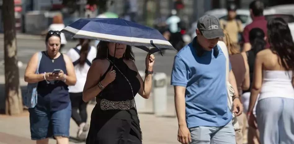 La ola de calor alcanza su punto álgido, con máximas de hasta 43 grados