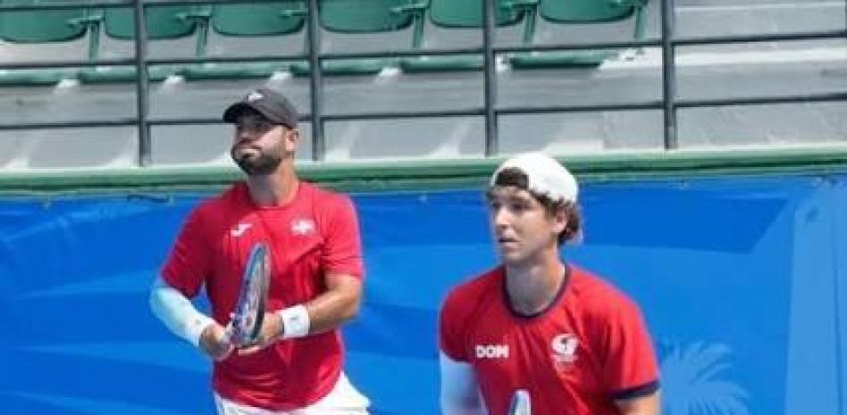 ¡Oro para RD! Nick Hardt y Peter Beltrán ganan presea dorada en tenis por equipo