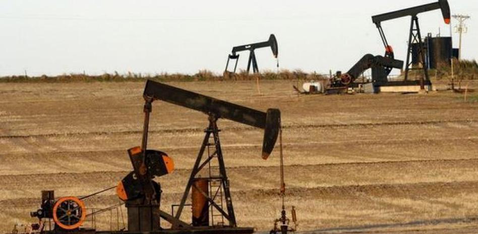 El petróleo de Texas roza los 100 dólares tras rechazo de EEUU al plan de Irán para Ormuz