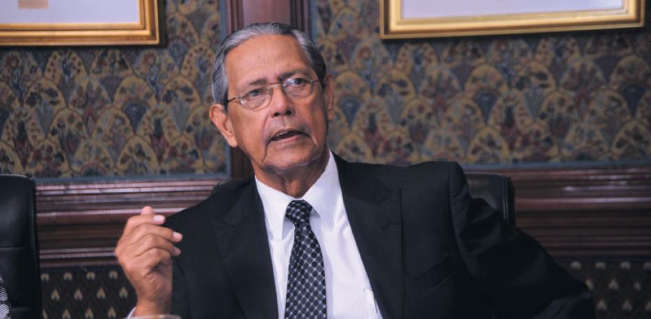 Bueno Torres: una voz estelar de Radio Mil Informando que dejó un legado en la locución