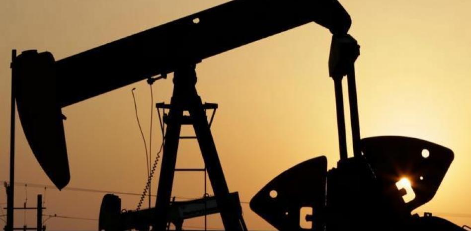 EEUU revoca la suspensión de sanciones sobre el petróleo iraní