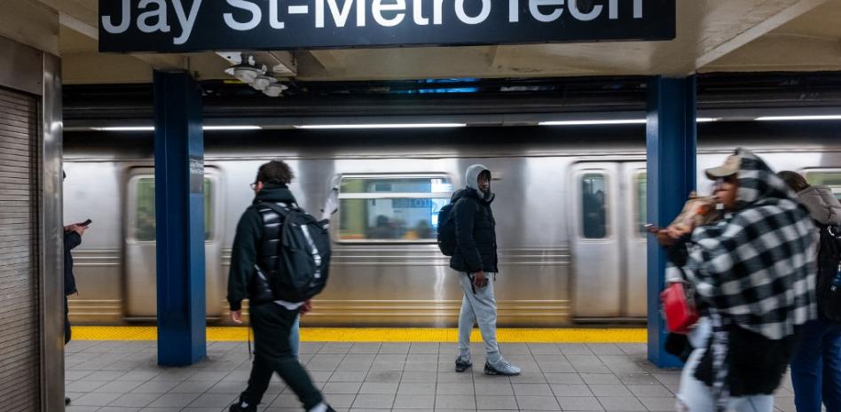 Nueva York exigirá que los anuncios revelen cuándo usan "actores" creados con IA