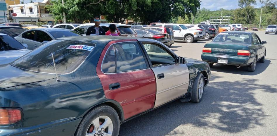 Mario Díaz rechaza aumento del pasaje anunciado por transportistas de Santiago