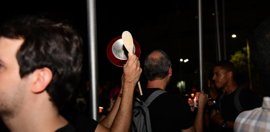 Cacerolazos en protesta a situación económica y social en el país