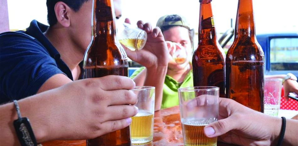 Dueños de bares solicitan diálogo para consensuar posible ley de expendio de bebidas alcohólicas