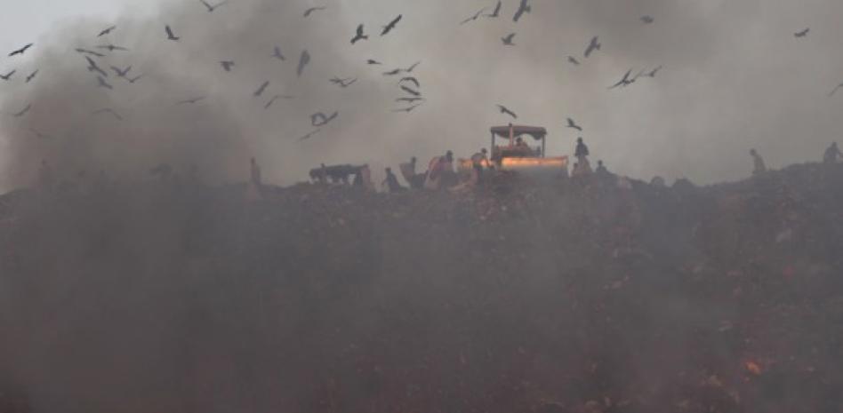 La contaminación del aire, segundo factor de riesgo de mortalidad, según un estudio de cardiólogos
