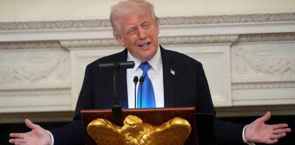 Un juez prohíbe a Trump rebautizar con su nombre el Centro Kennedy de Washington