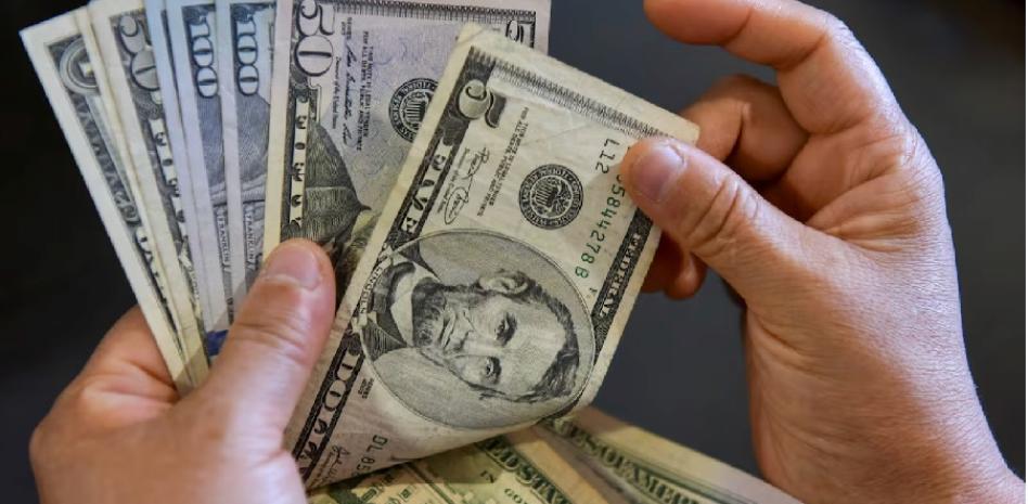 El dólar se mantiene bajo el umbral de los RD$60.00, Gobierno destaca estabilidad cambiaria