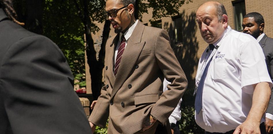 Chris Brown deberá pagar 13 millones de dólares tras ataque de su perro a una empleada doméstica