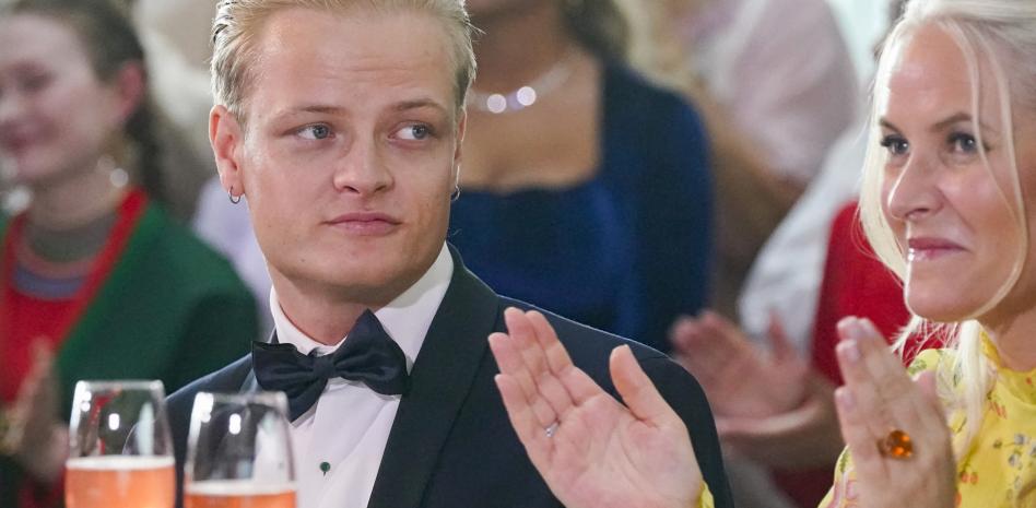 Condenan a cuatro años de cárcel al hijo de la princesa de Noruega