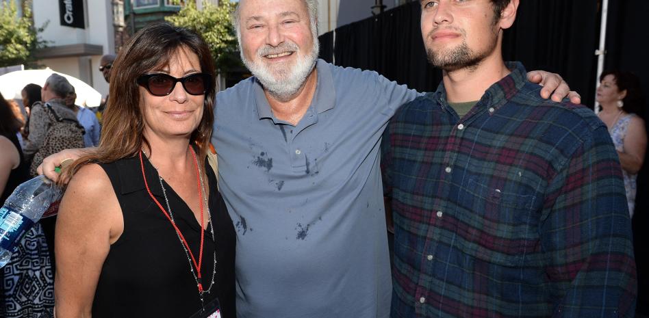 Posponen hasta septiembre el juicio contra Nick Reiner por el asesinato de sus padres