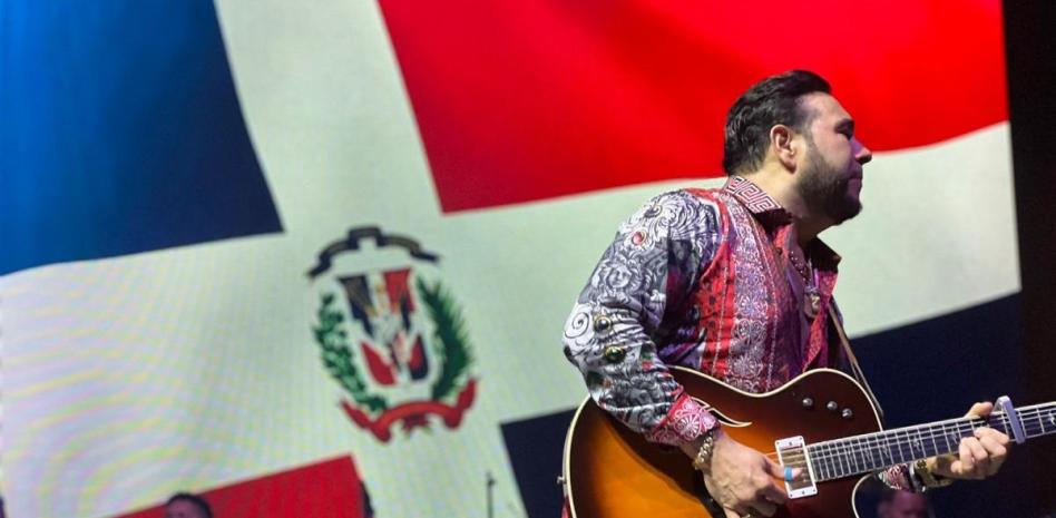 El Chaval de la Bachata lanza el álbum "Sabor a Verona"