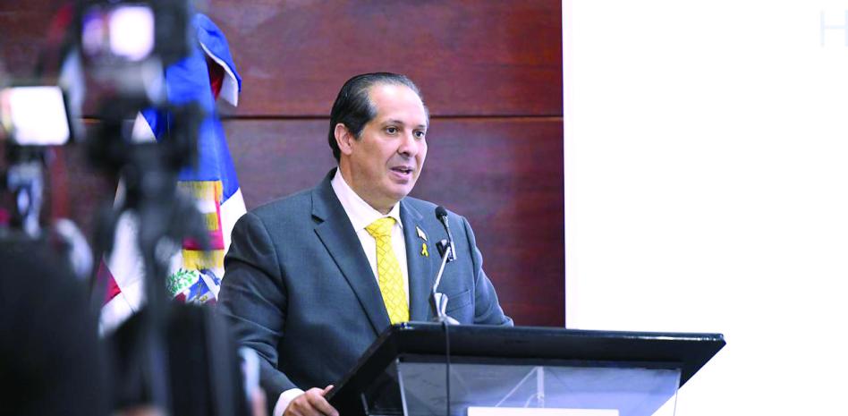 “El norovirus siempre ha estado presente, no sé por qué crearon esa alerta”, dice ministro de Salud