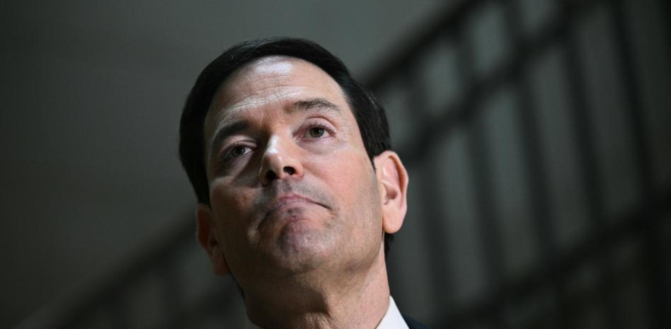 Rubio dice que EEUU no permitirá peaje de Irán en Ormuz