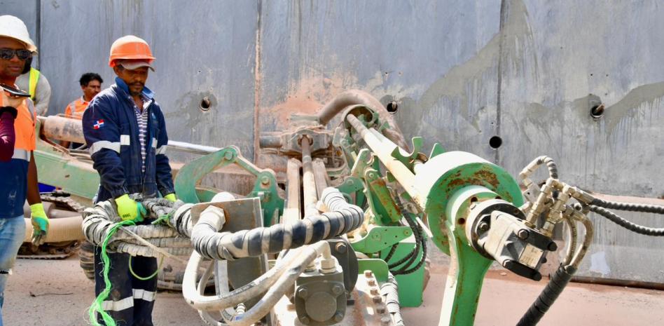 MOPC finaliza trabajos en estructura y drenaje de la Tiradentes con 27 de Febrer