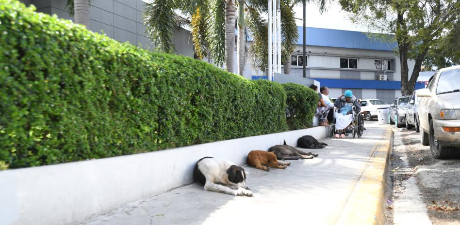 Hospital Moscoso Pueblo será sometido a limpieza profunda, intervendrán emergencia