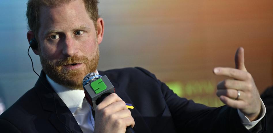 El príncipe Enrique llega de sorpresa a Kiev y pide a Putin el fin de la guerra