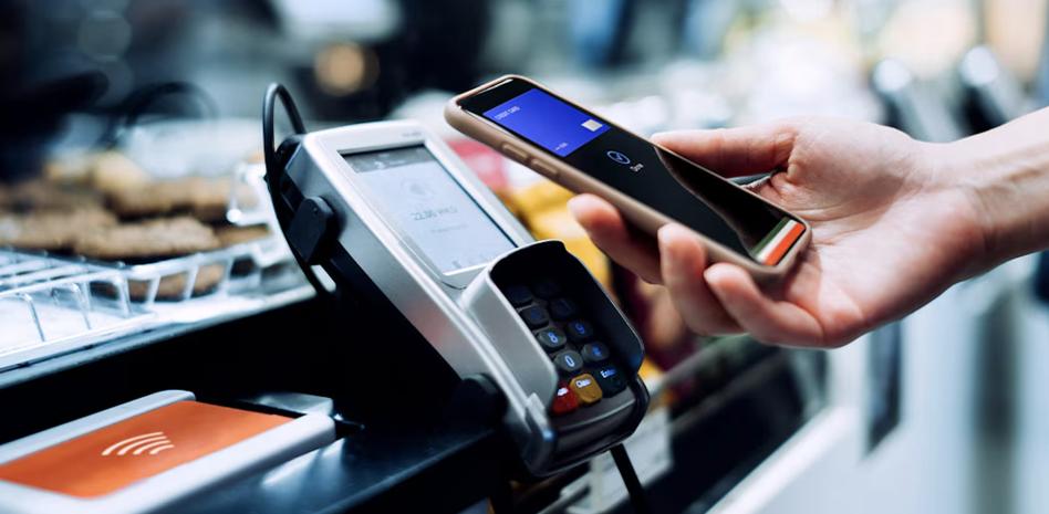 Pagos digitales transforman la forma en la gente maneja el dinero