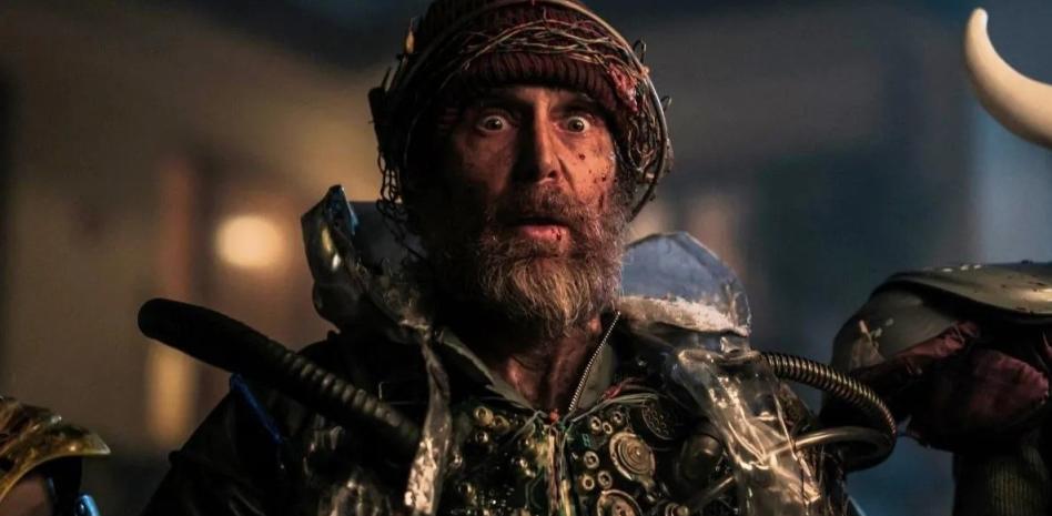 “Buena suerte, pásalo bien, no mueras”: comedia regular sobre la IA