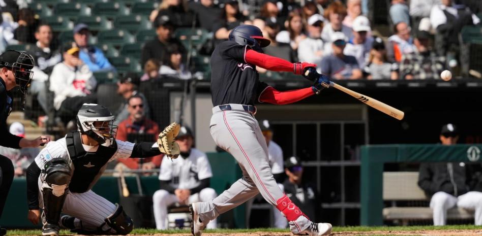 El emergente José Tena decide triunfo de los Nacionales con H4 en el décimo