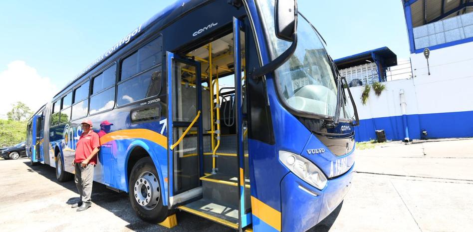 OMSA inicia nueva etapa con 15 autobuses renovados