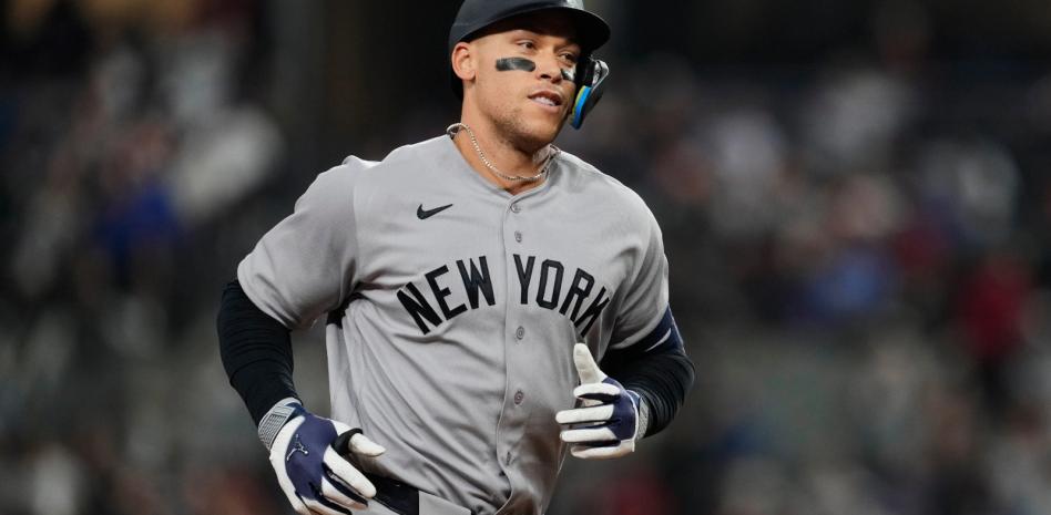 Judge y Rice igualan marca de Mantle y Berra; Yankees vencen a Rangers 4-2