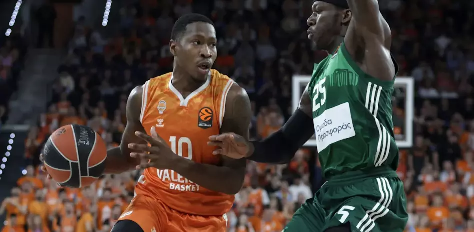 Una jugada del dominicano Montero, es elegida la mejor de la Euroliga por los aficionados