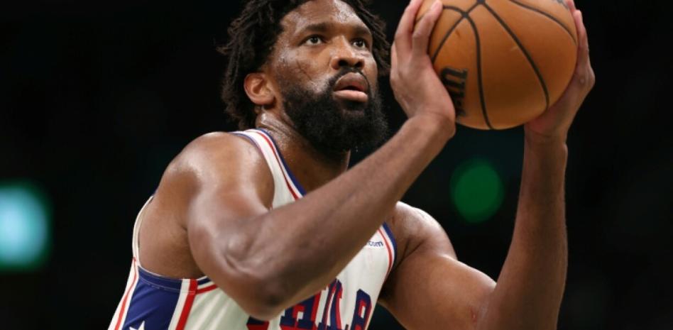 Joel Embiid encesta 33 puntos y los Sixers se imponen a los Celtics