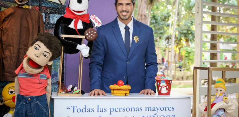 Inauguran el "Stand de Literatura Infantil y Juvenil" en la UASD