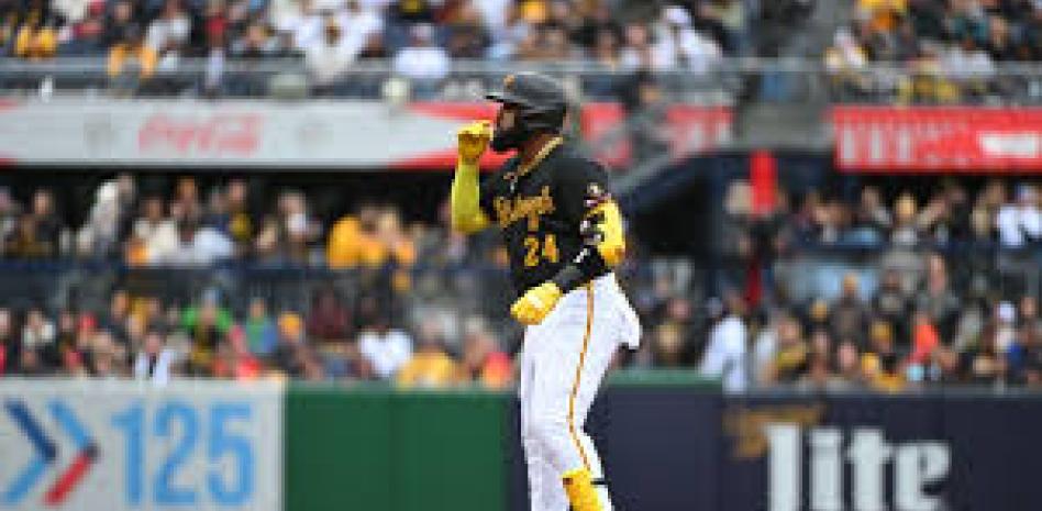 Marcell Ozuna dispara tres hits y empuja tres en el triunfo de los Piratas