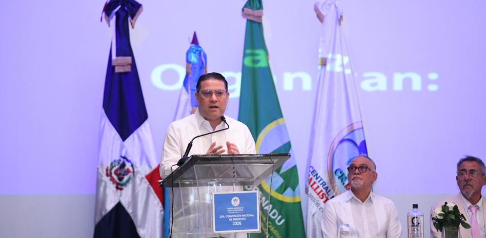 Sanz Lovatón sobre medidas de austeridad del Gobierno: “A los políticos también nos toca sacrificarnos”