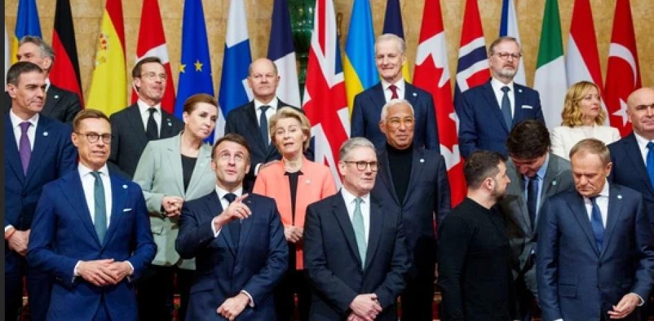 UE envía un mensaje de unidad a Trump y Putin