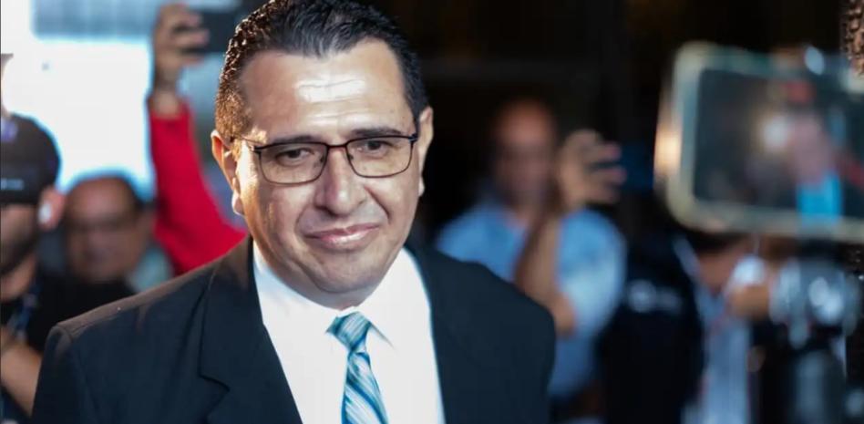 Presidente nombra al fiscal general que sustituye a Consuelo Porras