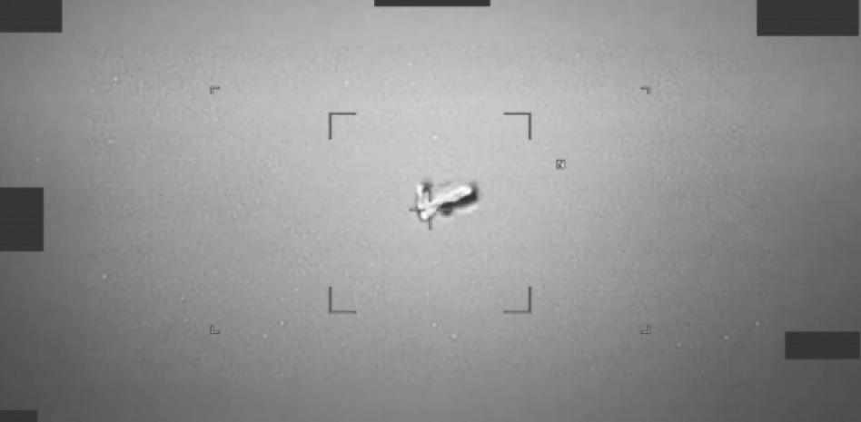 Objetos voladores y ruido inusual: El material inédito de EEUU que sigue reabriendo el misterio OVNI