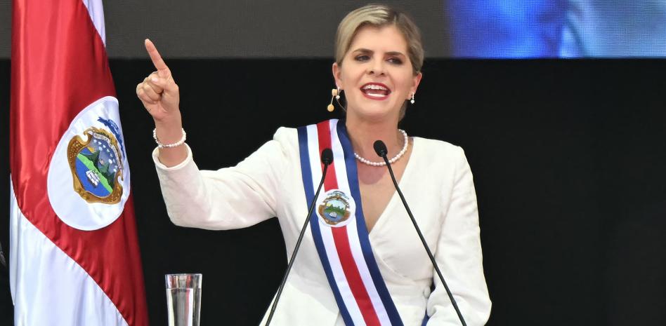 La presidenta de Costa Rica propone leyes contra el crimen y el "ocio" en las cárceles