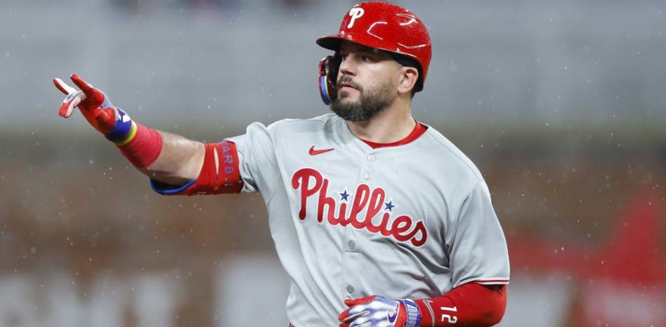 Schwarber pega HR por quinto juego consecutivo, Mattingly consigue su victoria número 900