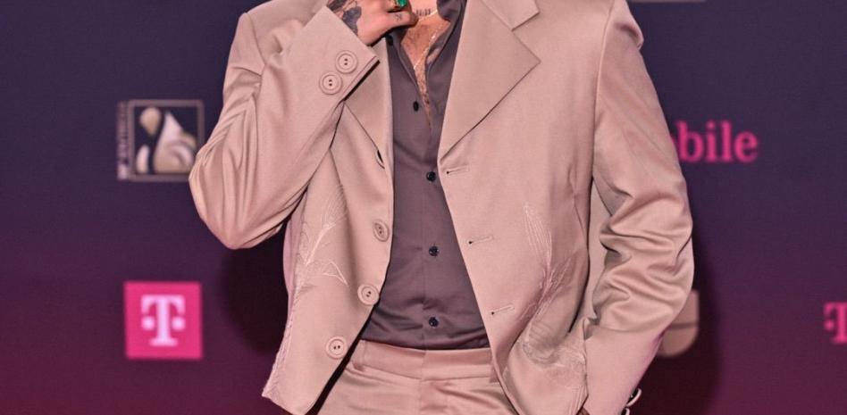 Maluma reacciona a la versión en merengue típico de ‘Sobrio’: “Me encanta... eso está increíble”